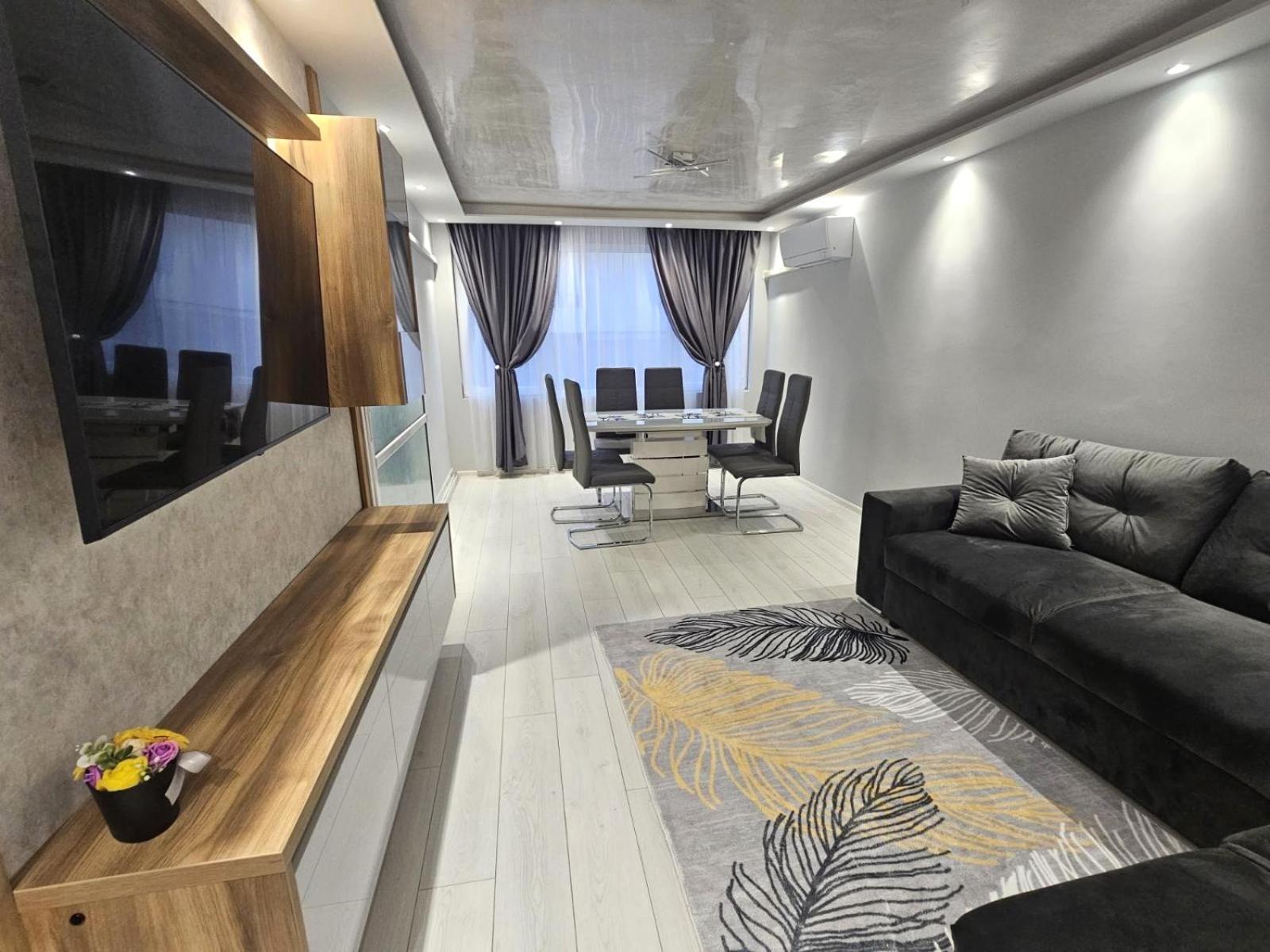 Apartment Bohemi With Free Parking 부르가스 외부 사진