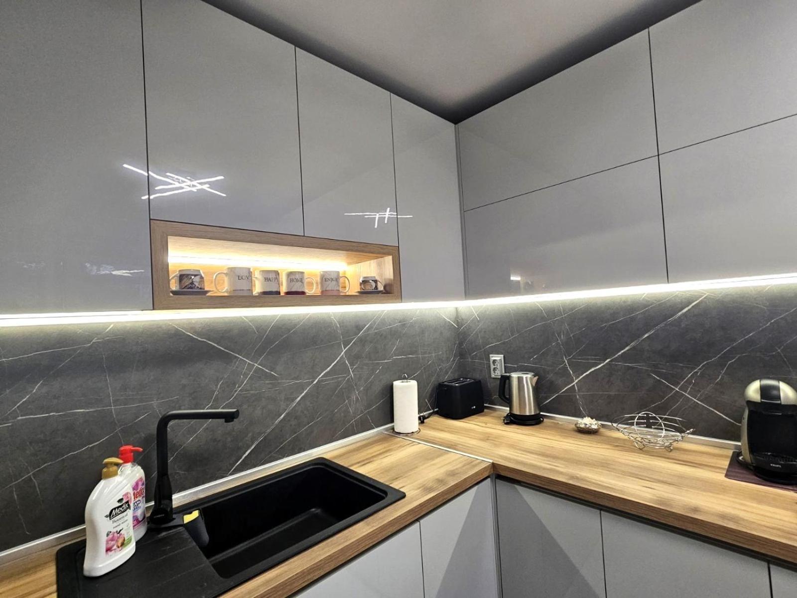 Apartment Bohemi With Free Parking 부르가스 외부 사진